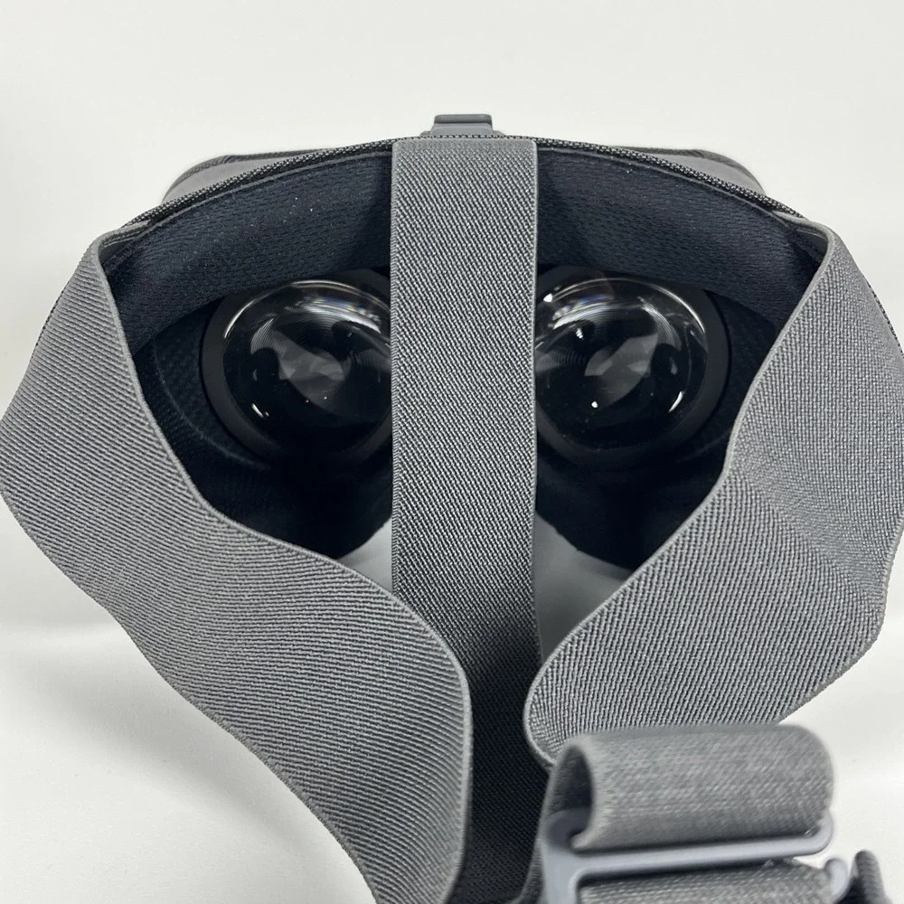 Google Daydream View VR Headset & Controller Charcoal GA00204